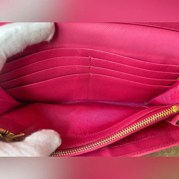Authentic Prada Pink Saffiano Wallet on Chain. - Picture 4 of 7